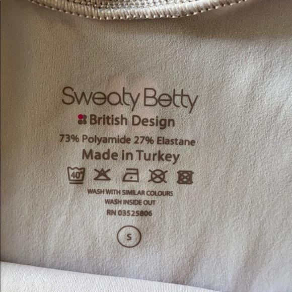 Sweaty Betty Open Back Tank, Size Small - Picture 10 of 10